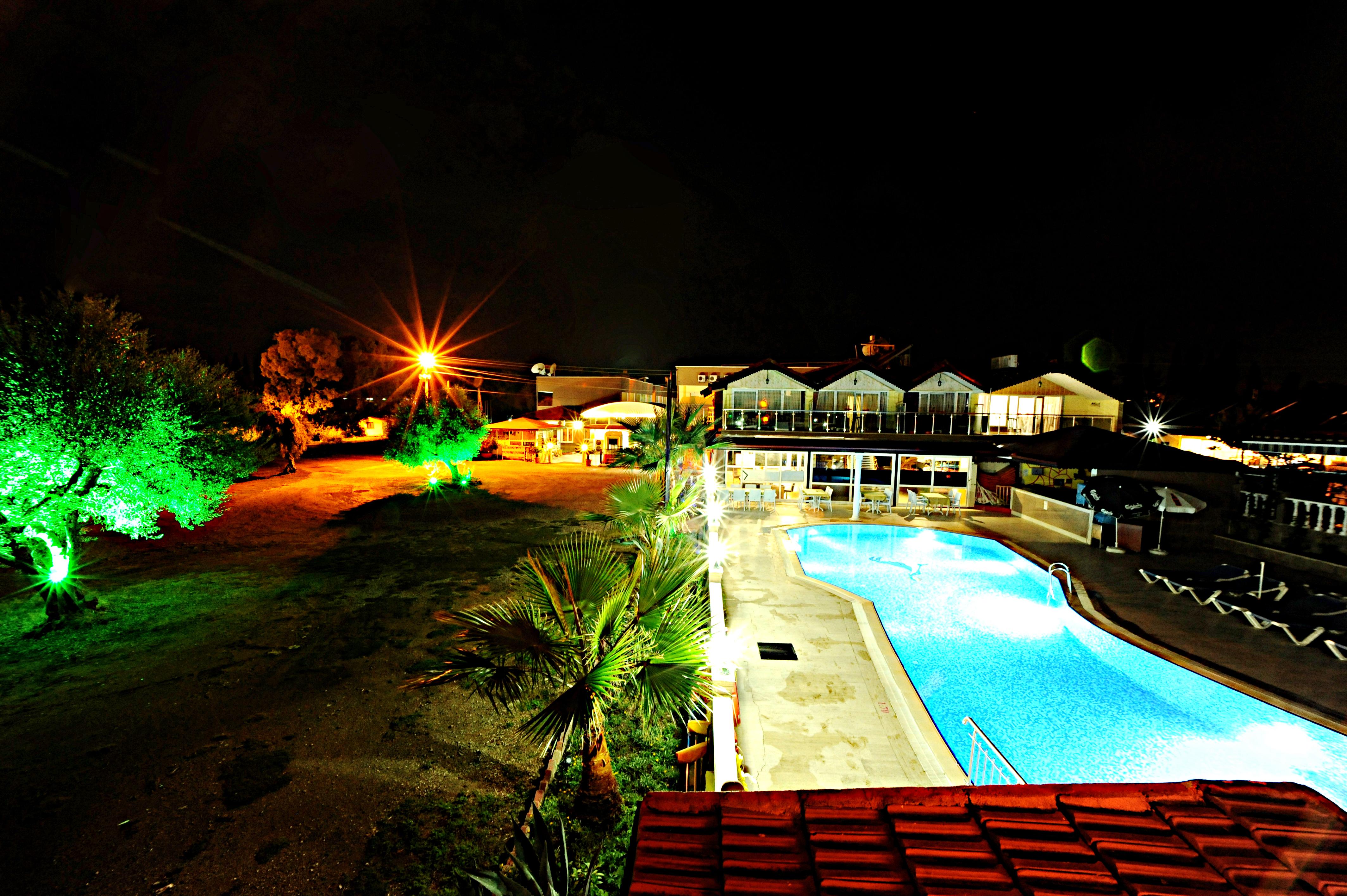 Sayanora Hotel Side Exteriér fotografie